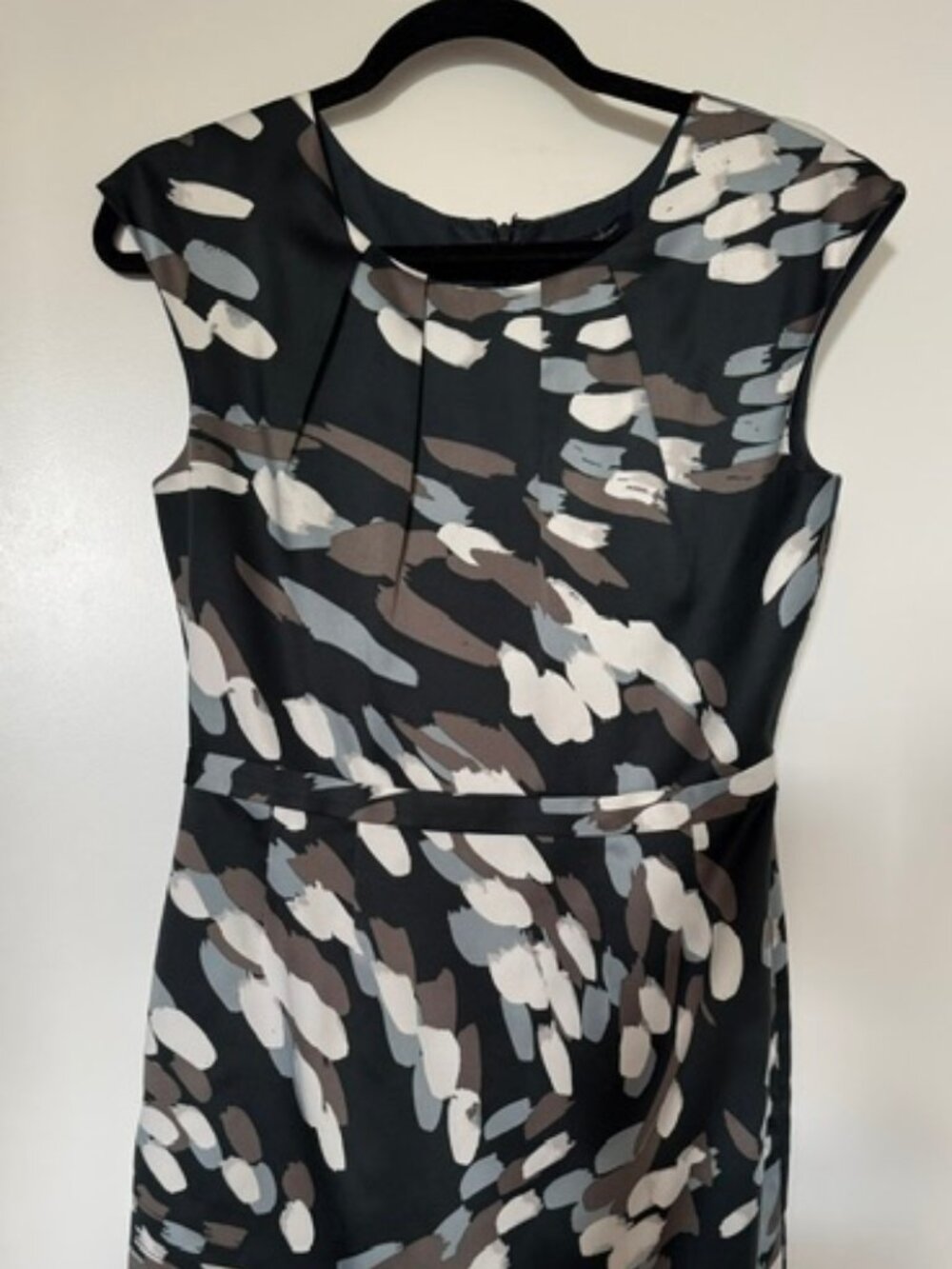 Banana Republic patterned dress, size 6